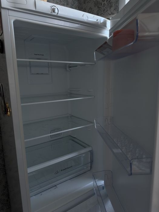 Продам холодильник б/у