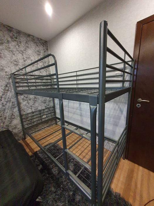 Легло на 2 етажа