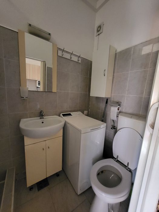 Garsonieră de închiriat