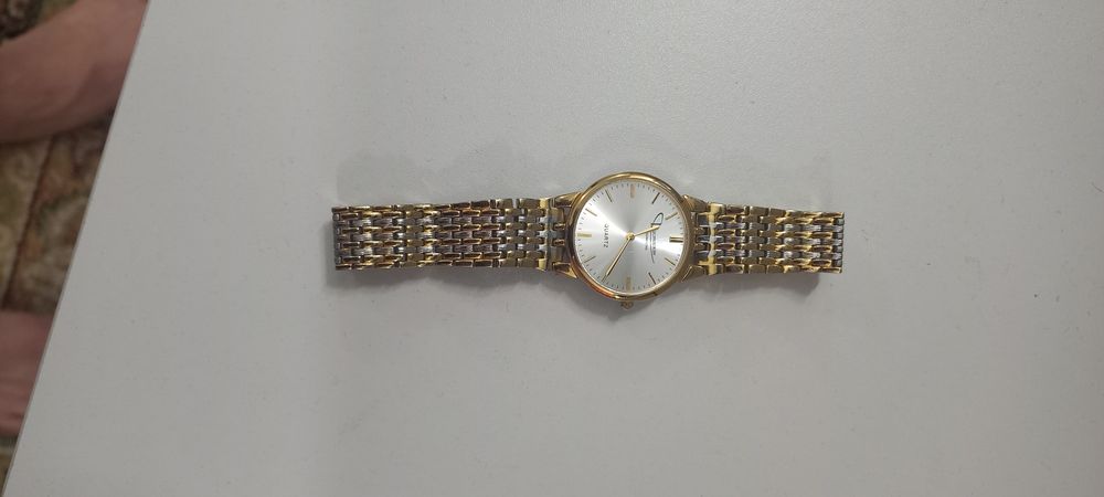 Часы с надписью Дастархан б/у