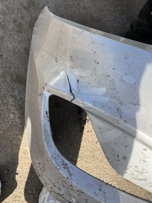 Передний бампер акцент