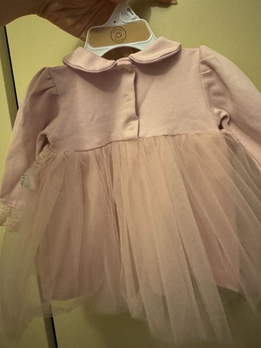 Нова розова бебешка рокля Miniborn 0-3 за изписване или погача