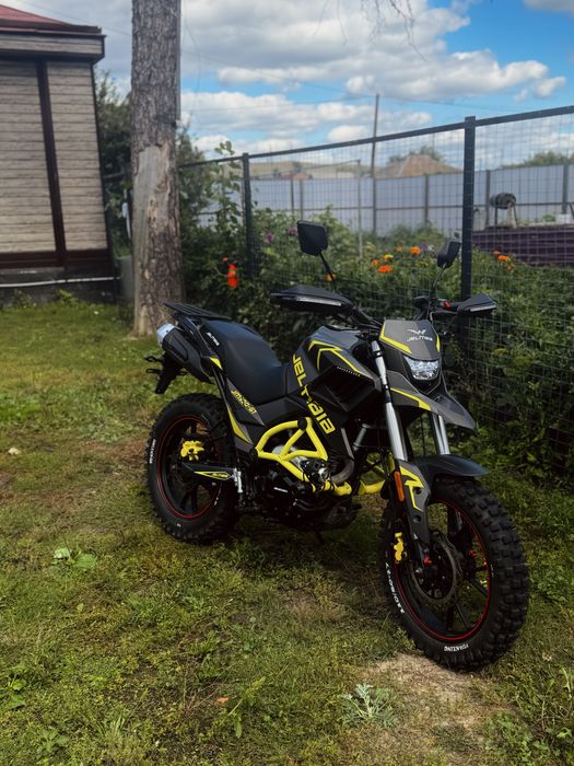 Продам мотоцикл 300кубов