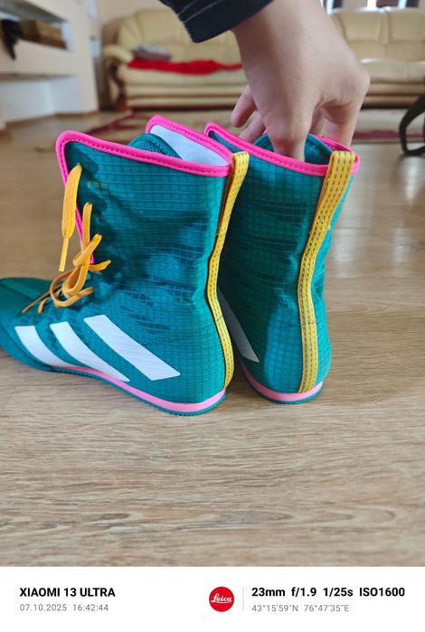 продам Adidas box hog 4
