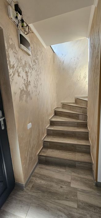 Vila de închiriat pe termen lung sau de vânzare.