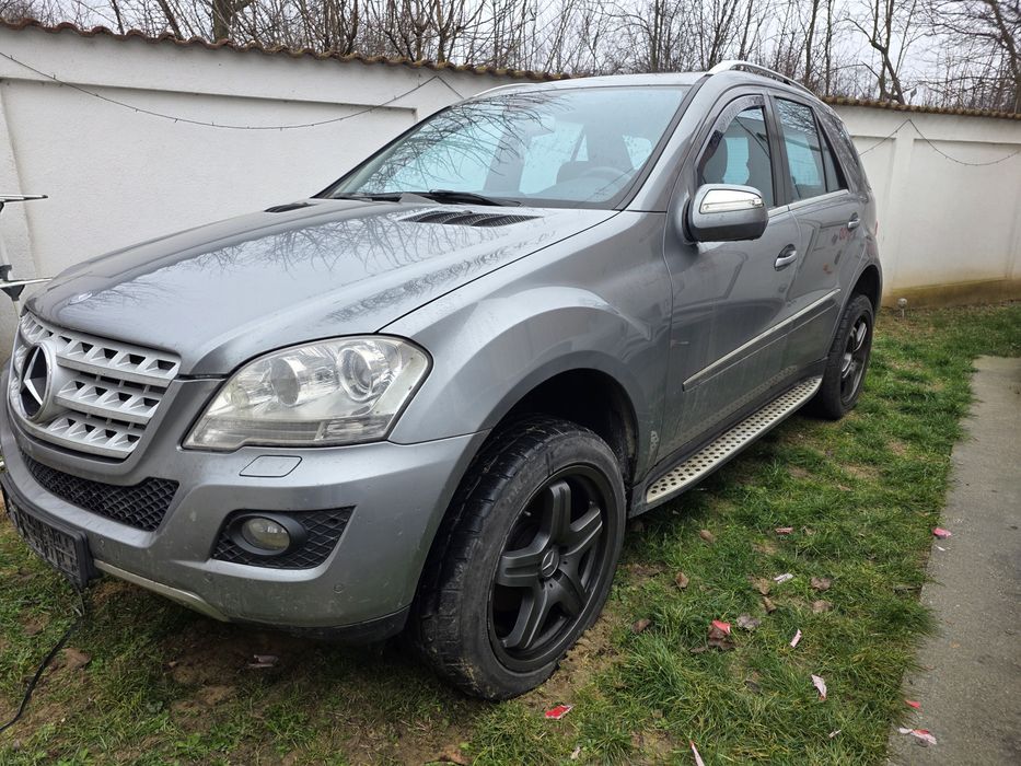 Mercedes Benz ML350