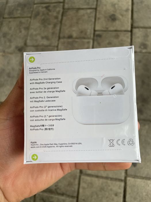 Продам airpods pro новый оригинал