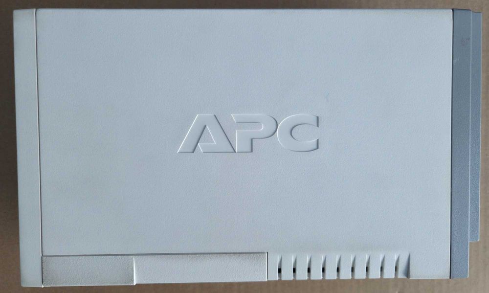 Sursa UPS APC Back-UPS CS 500