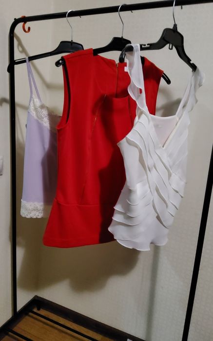 Продам женские блузки