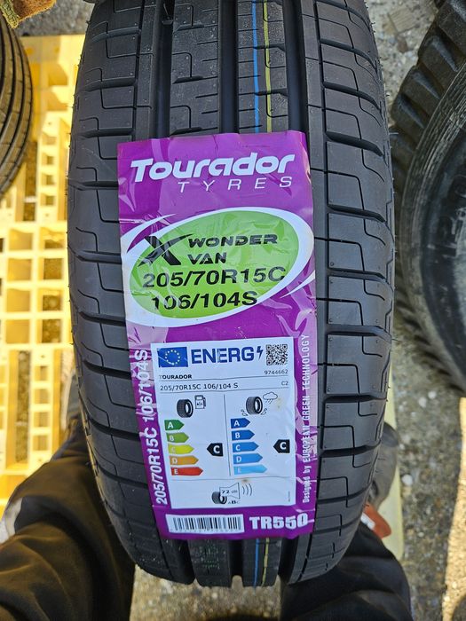 205 70 15C Tourador летни