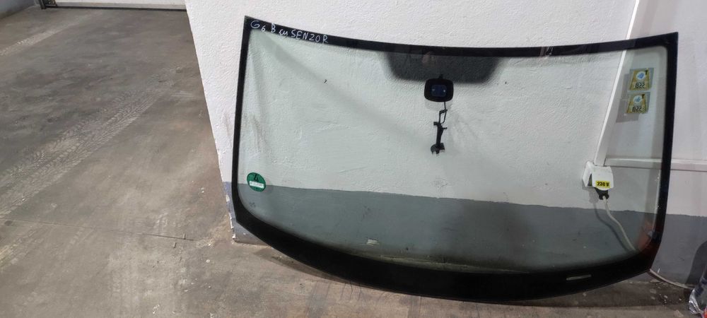 Parbriz cu senzor de ploaie volkswagen vw golf 6 variant