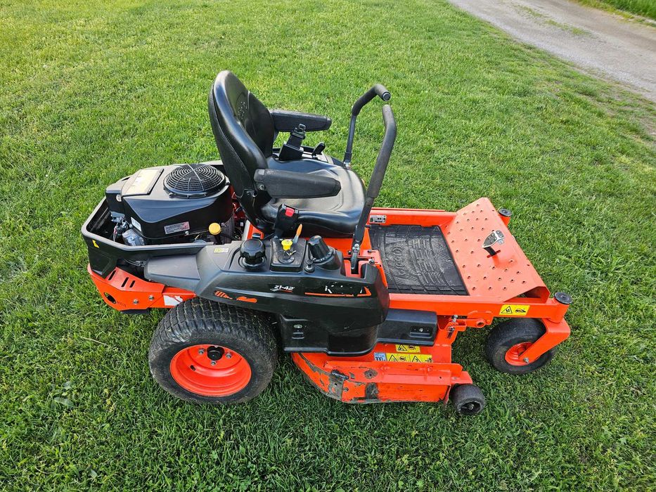 Тракторна Косачка KUBOTA.Z1 421. ПЕРФЕКТНА