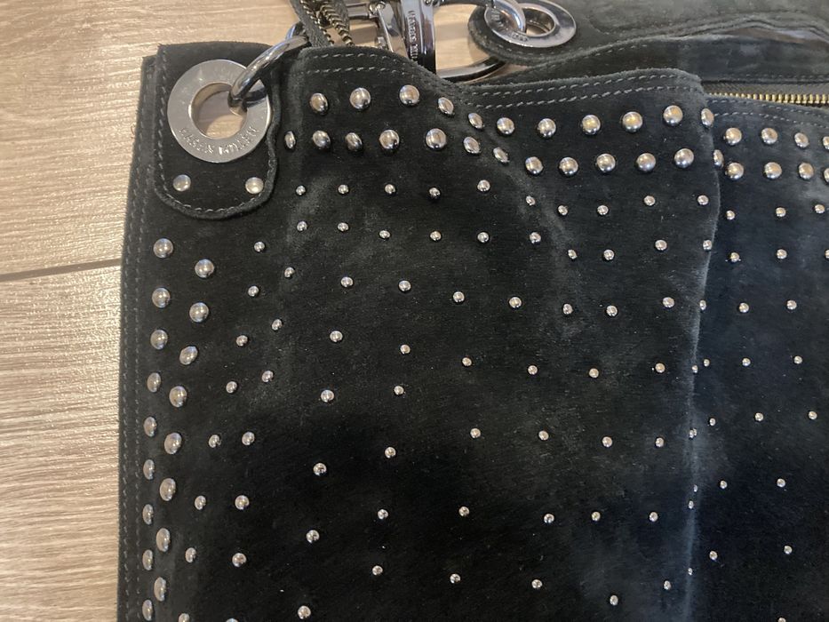 Оригинана, дамска чанта от естествен велур