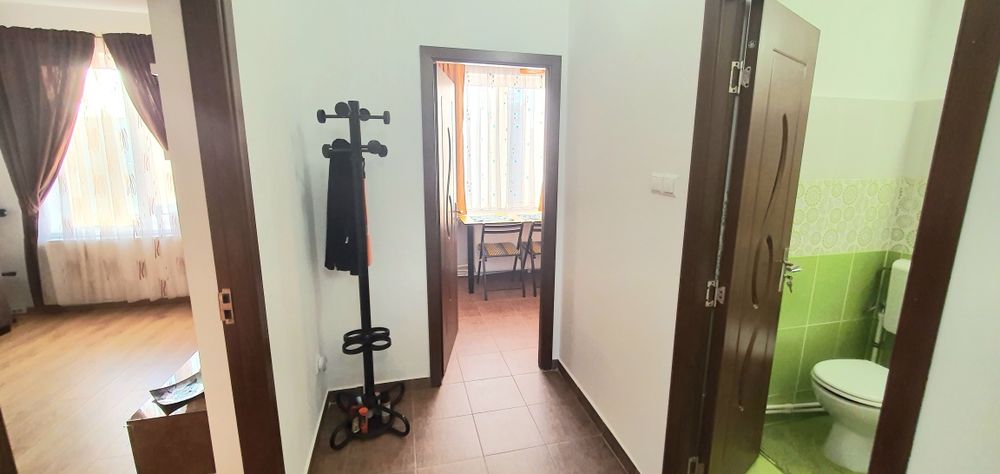 Închiriez ap 1 cam ultracentral (Statuia Nespălată) et3 dec f spațios