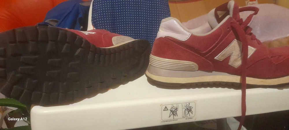 Nike New Balance 574