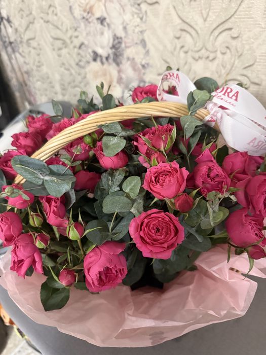 Продам букет кустовых роз