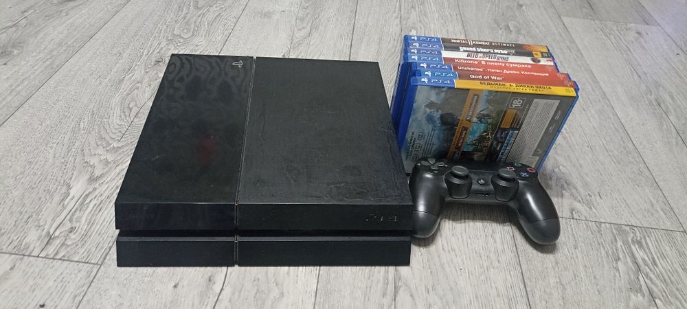 Приставка в идеале ps4