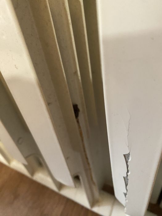 Продам б/у батареи