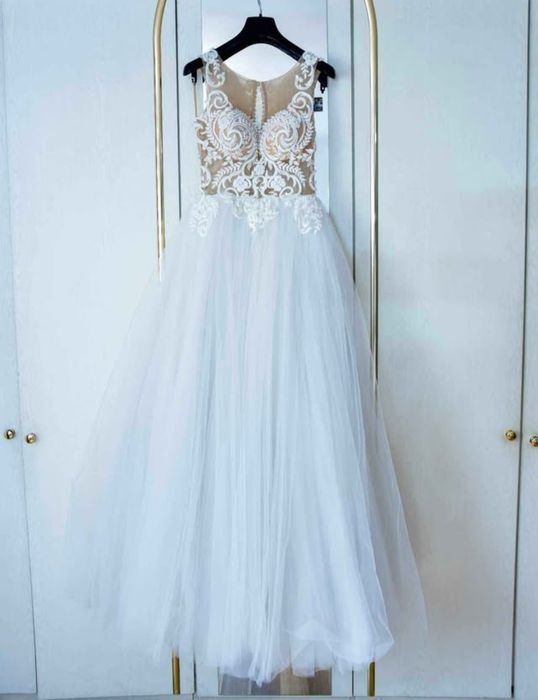 Vând rochie de miriasa