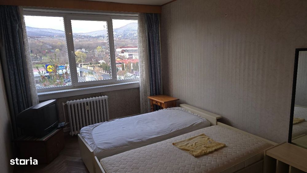 Vand apartament 3 camere decomandat in Deva, Balcescu, suprafata 67 mp