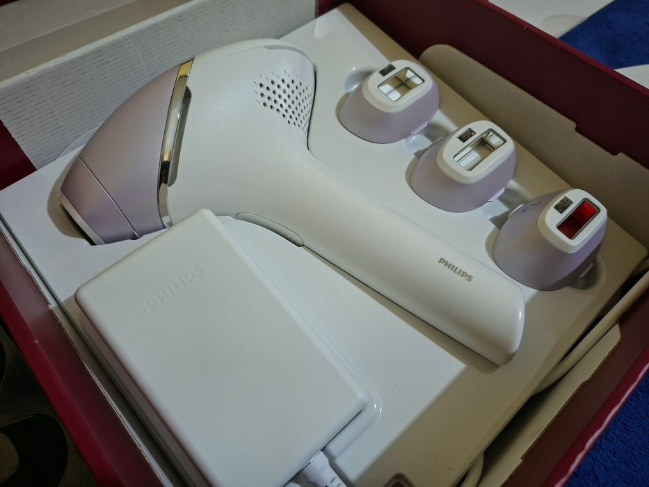 Philips Lumea IPL Hair Removal 8000