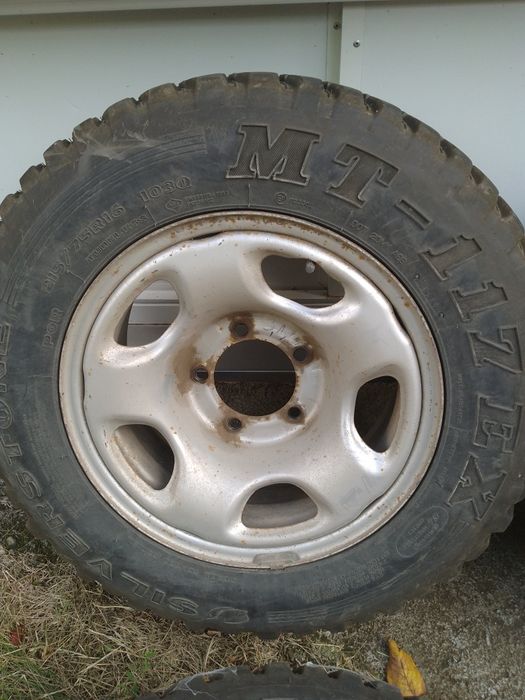 Гуми с джанти за Гранд Витара 2000