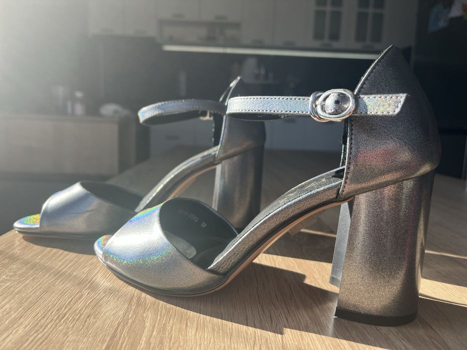 Обувки официални 36 номер