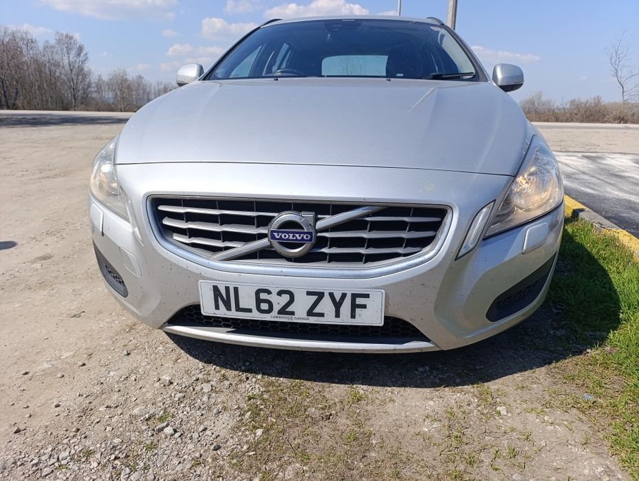 Волво / Volvo V60 2.0 дизел D3 на части