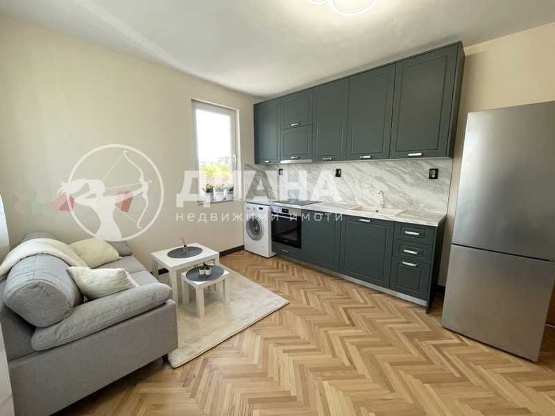 Продава се Тристаен апартамент в Пловдив, Кючук Париж - 54 кв.м за 2315 €/кв.м - Снимка #2