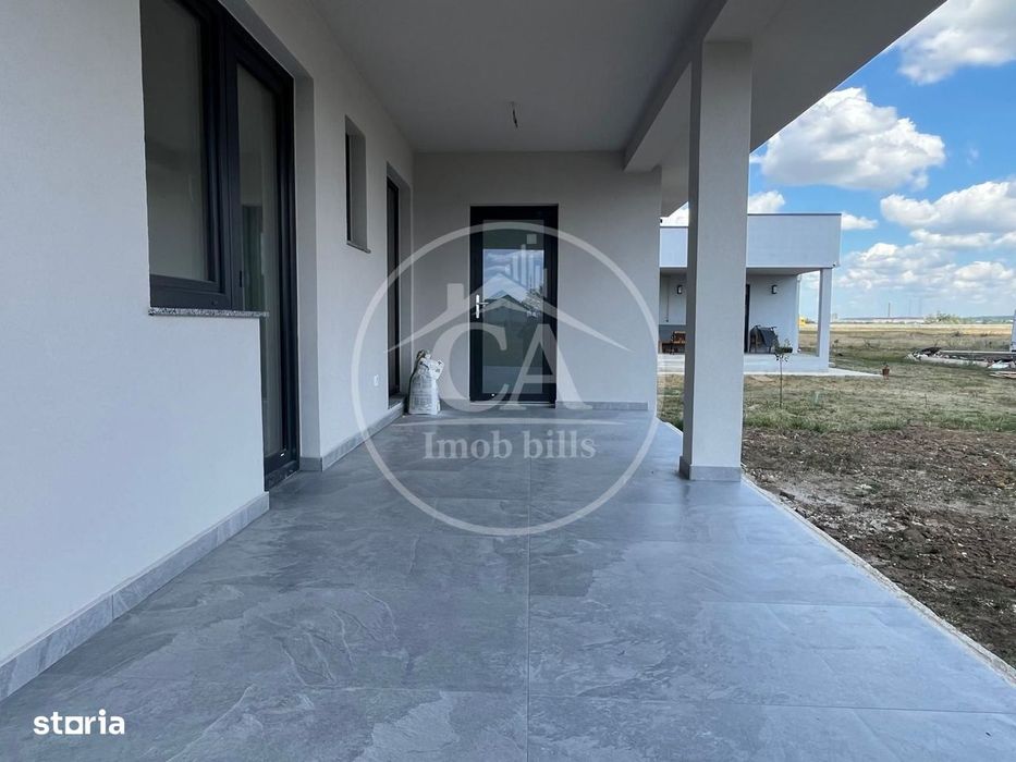Casă de vânzare cu 4 camere în Santandrei , Bihor