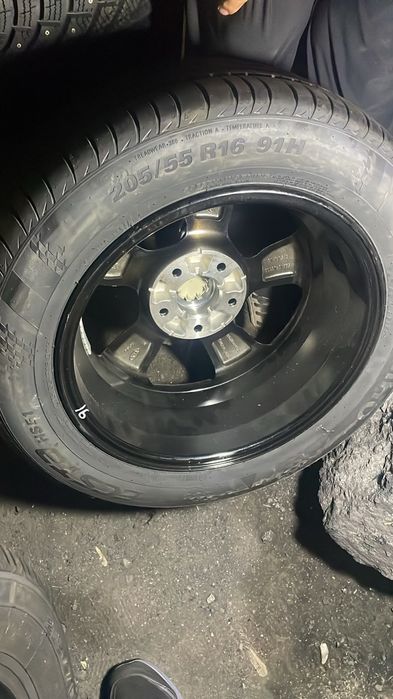 Продам колесо в сборе