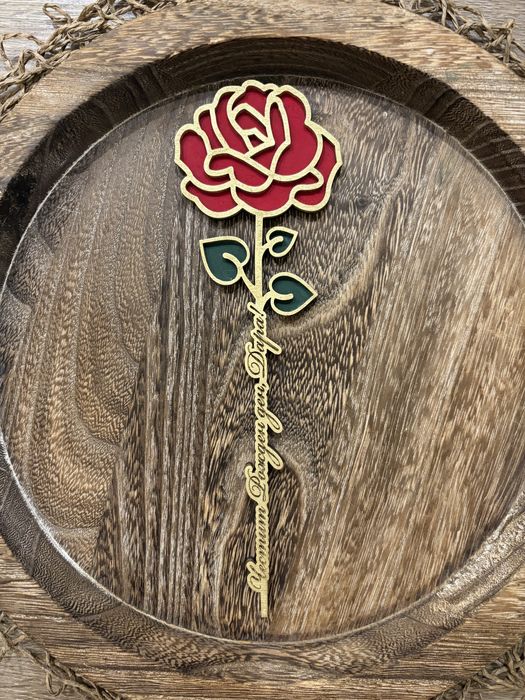 Персонализирани, ръчно рисувани, дървени цветя за различни поводи