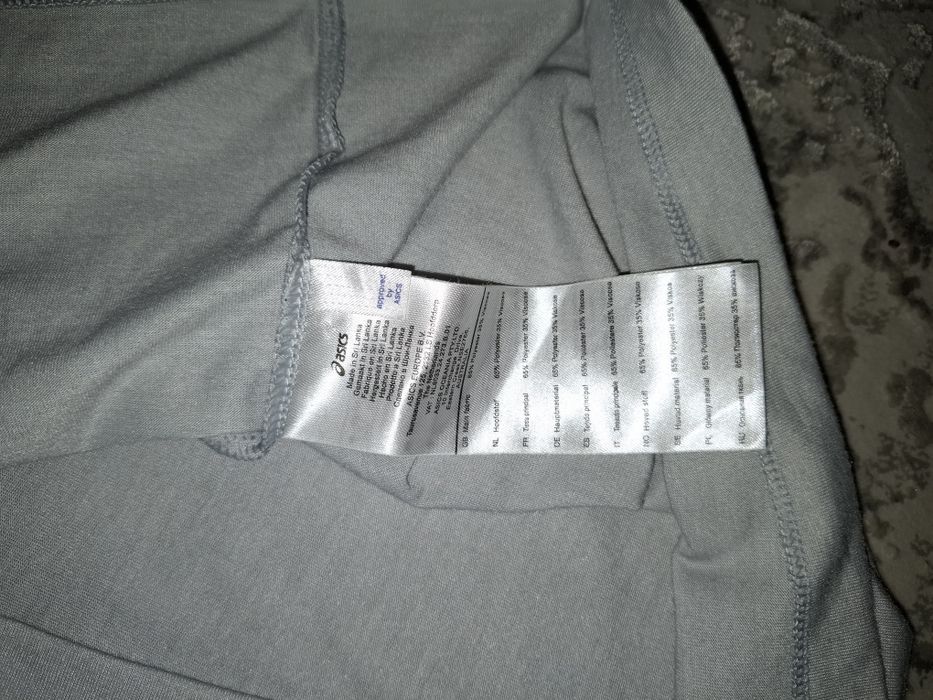 Asics maieu mărimea M