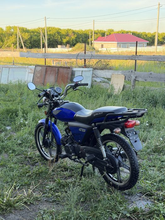 Продам мотоцикл рейсер альфа 110