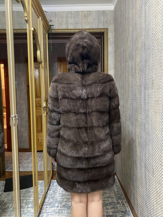 Продам норковую шубу