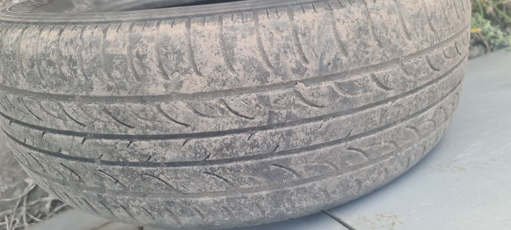 Продам шину P225/60R16