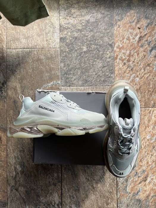 Balenciaga Triple S Gray