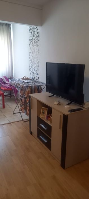 Garsoniera semidecomandata Calea Bucuresti- Florarie