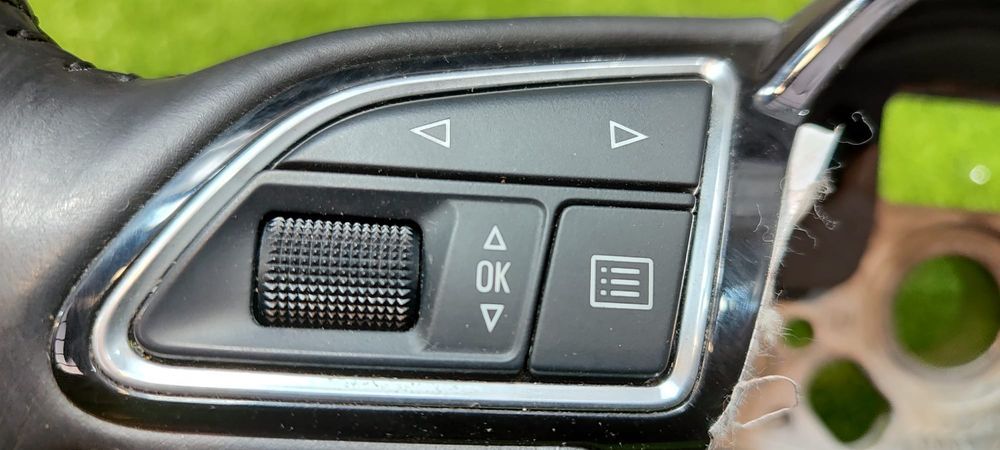 VOLAN PIELE CU COMENZI AUDI A3 8V 2012–2016 / COD OEM 8V0419091 / 8V0419091A (4C2)