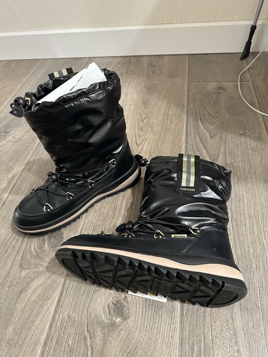 Сапоги зимние дутики  Geox