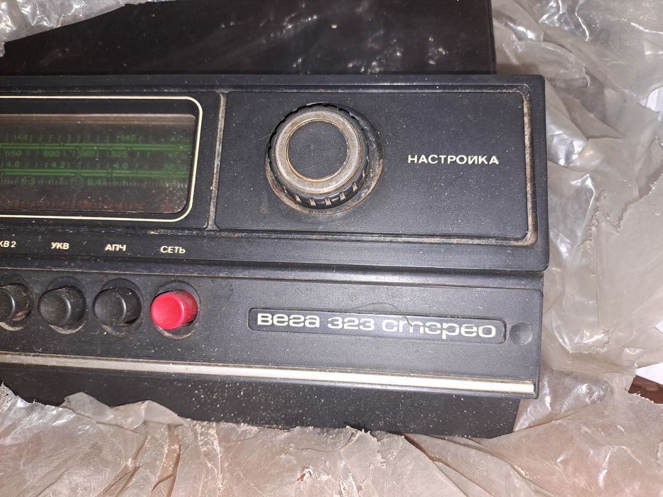 Радио Вега 323, Грамофон и магнитофон ретро