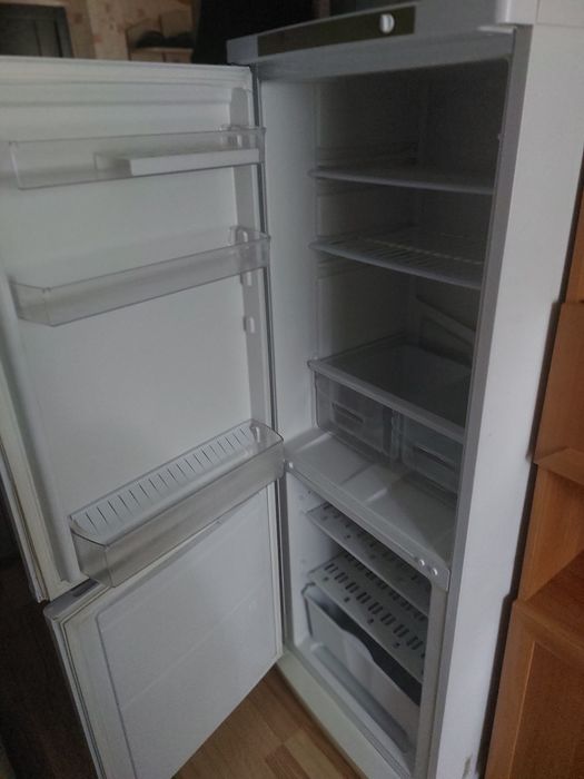 Продаётся холодильник