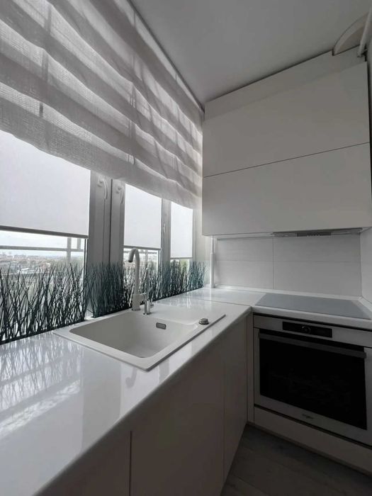 Дава се под наем Двустаен апартамент в София, Зона Б-18 - 65 кв.м за 561 € - Снимка #2