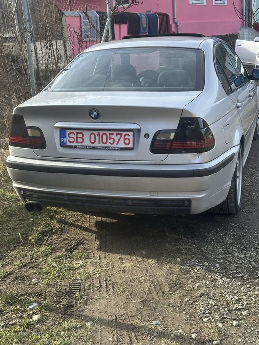 Vand bmw e 46 in stare buna