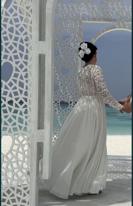 Сватбена рокля с размер!