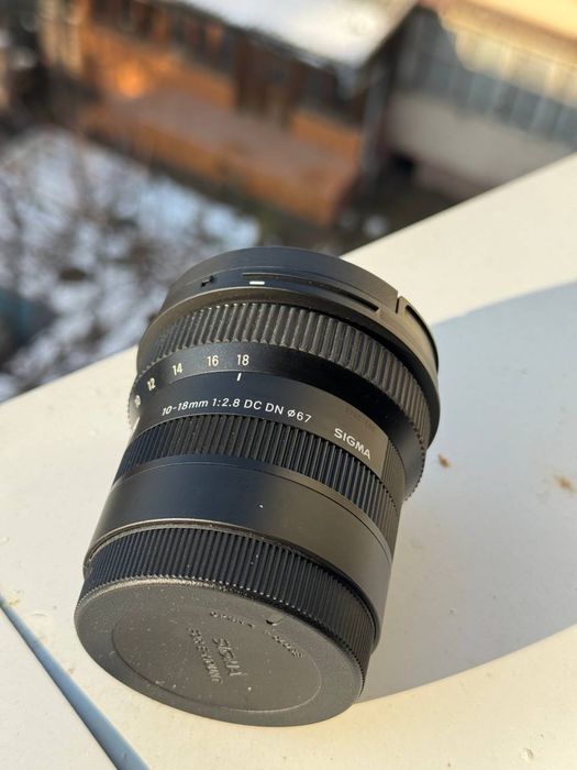 Obyektiv sigma 10-18mm srochni sotiladi