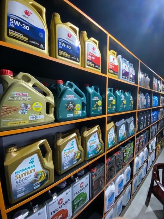 Замена масла в коробке и двигателе . Муканова 1/5