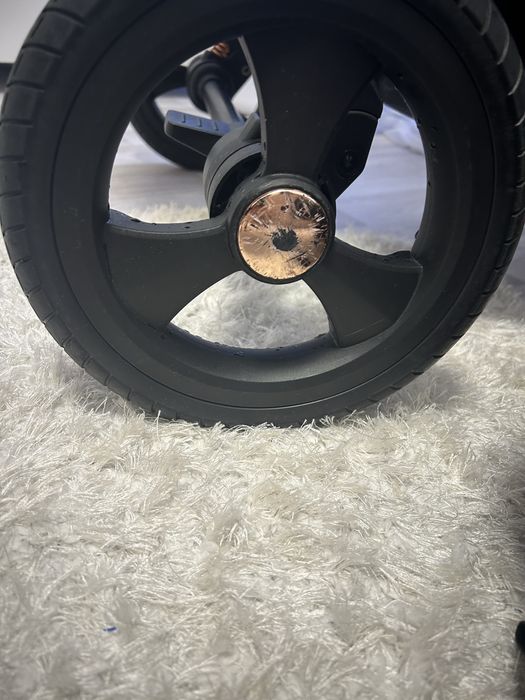 Бебешка количка Chipolino Инфинити 3в1