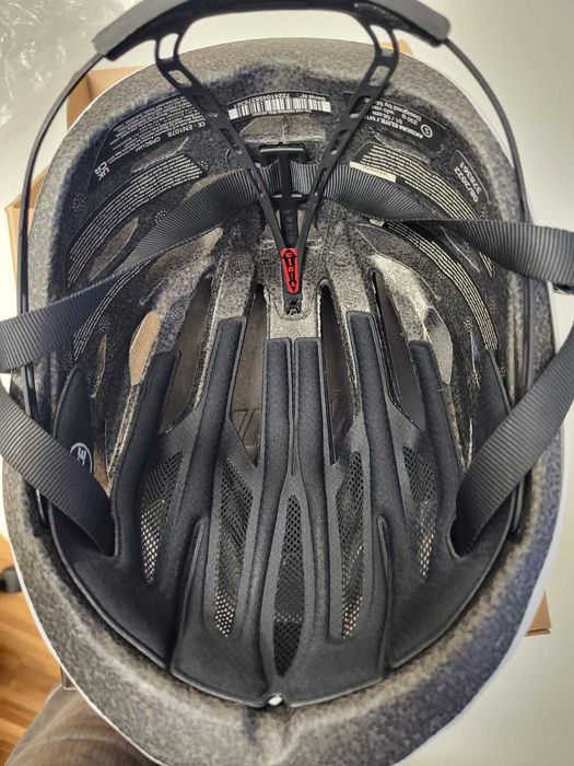 Vand casca Mavic ,S,noua