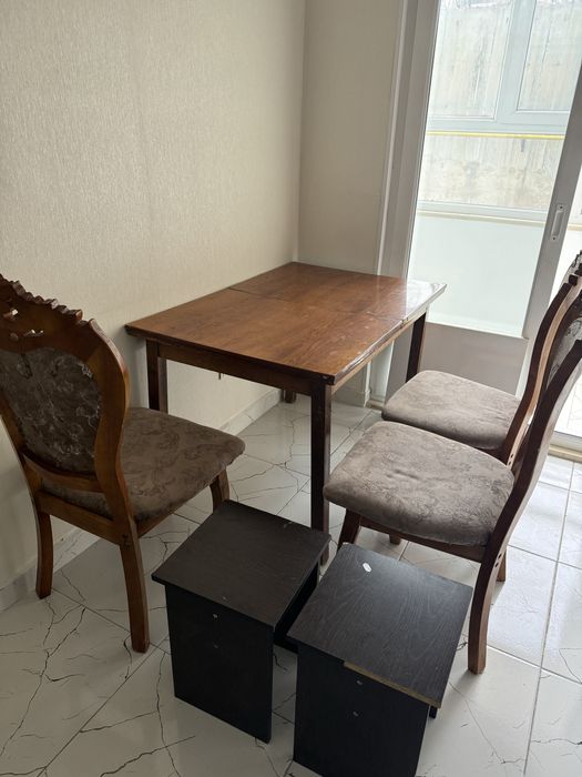 Стол стулья общий продается